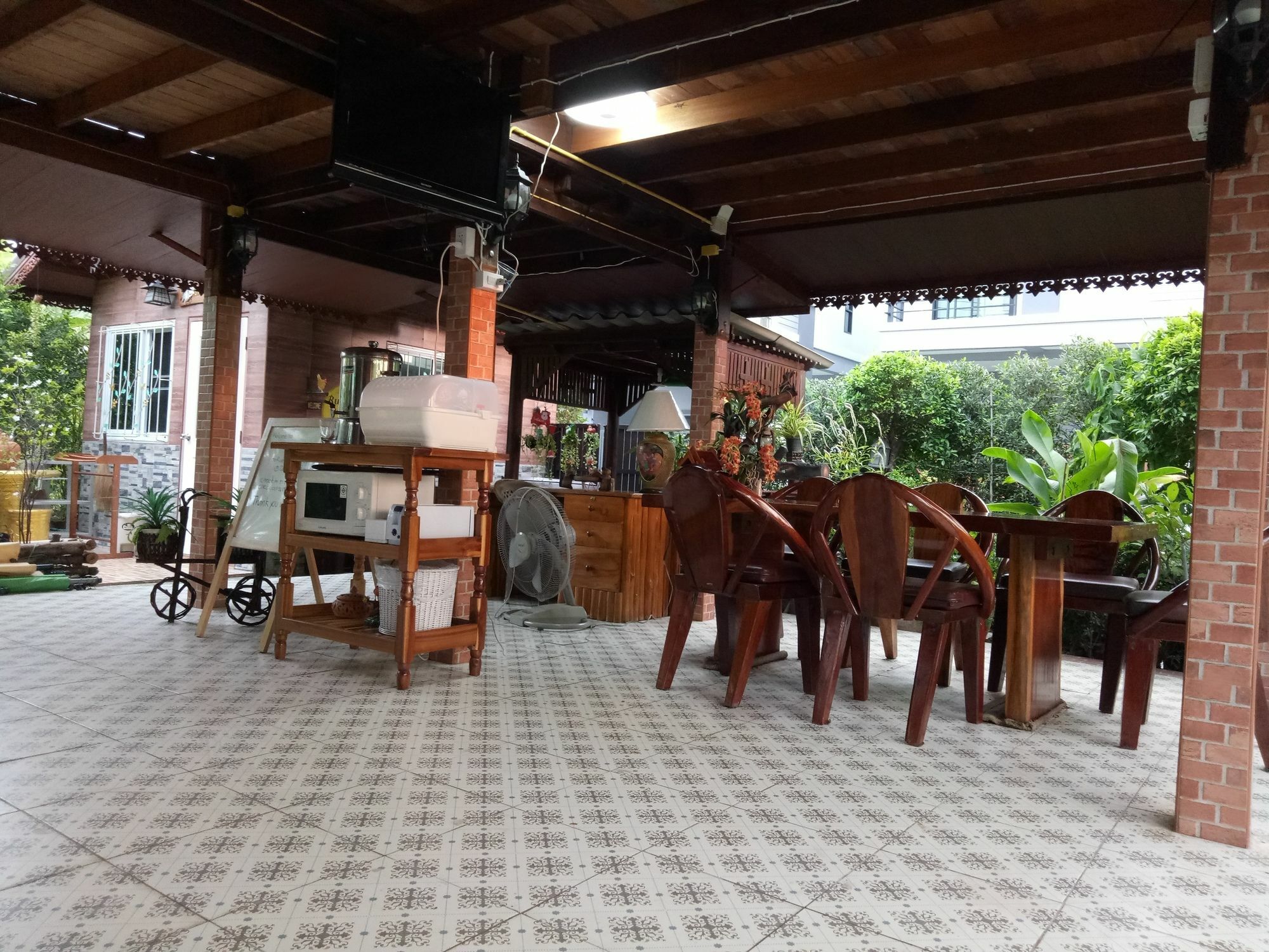 Ruenthip Homestay Bangkok Exterior photo